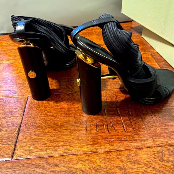 Tom Ford Heels